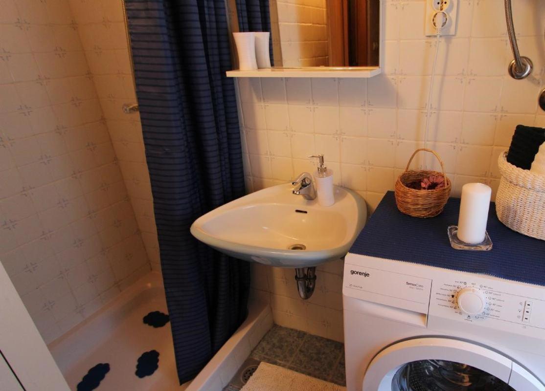 Apartmani Puric Малинска Екстериор снимка
